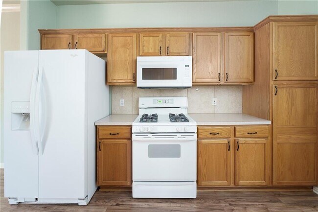 Building Photo - 4801 E Oltorf St