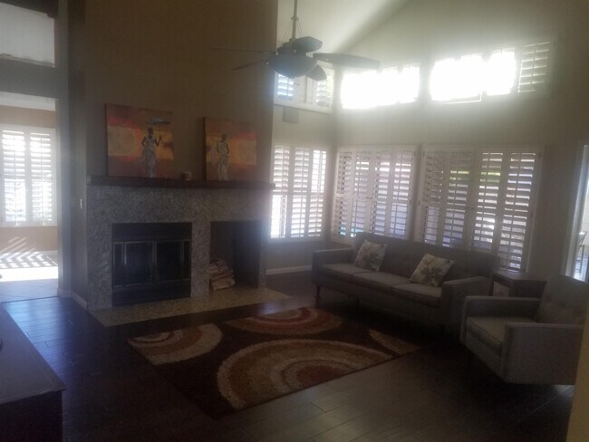 Foto del edificio - 1957 E Citation Ln