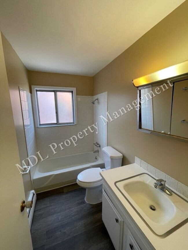 Foto del edificio - 2215 Weiss St