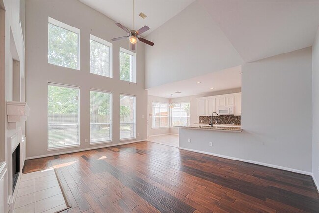 Foto del edificio - 4707 Brookside Ct