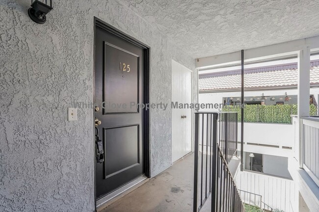 Updated Brea Condo Near Downtown – Fireplace, Balcony, Pool, Gym & Walk-In Closet - Updated Brea Condo Near Downtown – Fireplace, Balcony, Pool, Gym & Walk-In Closet