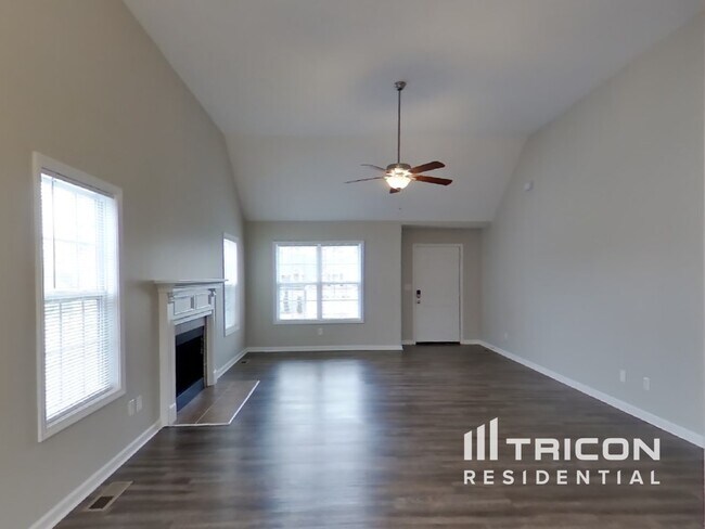 Building Photo - 318 Chalet Circle Clarksville TN