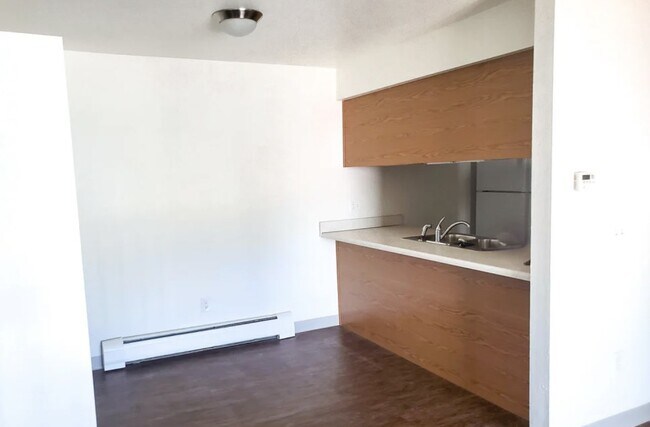 Foto del edificio - 3796 S Ravenna Rd