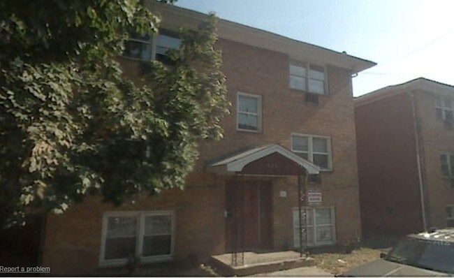Building Photo - 824 Grove St