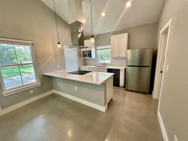 Foto del edificio - 2206 Stagecoach Rd
