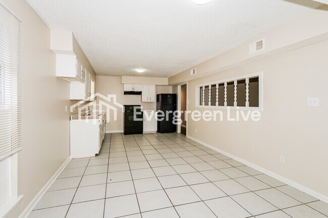 Foto del edificio - 5410 Cedar Bluff Dr