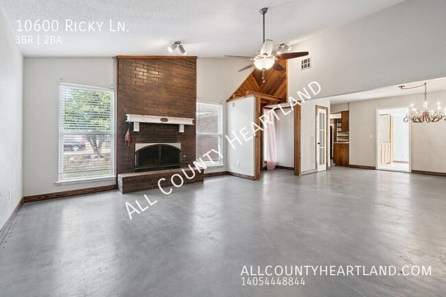 Foto del edificio - 10600 Ricky Ln