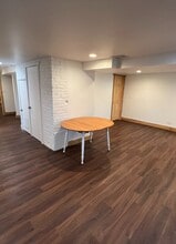 Building Photo - 913 Webster Ave