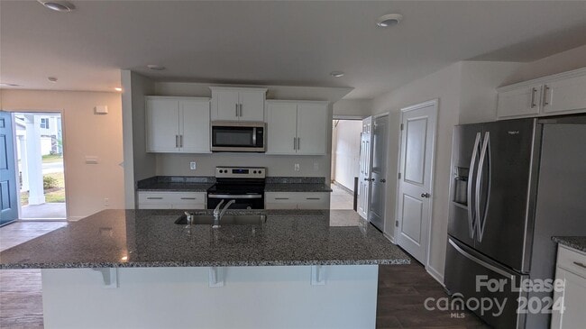 Building Photo - 2114 Allium Dr