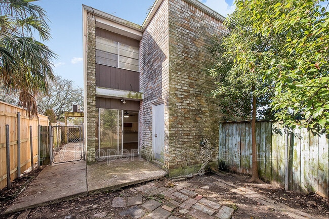 Foto del edificio - 309 Lilac St