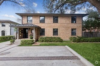 Building Photo - 6723 Del Norte Ln