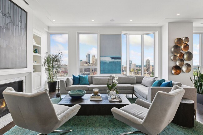 Foto del edificio - 1111 W River Pkwy