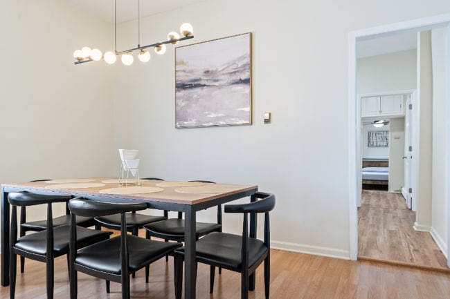 Building Photo - 1626 Union Turnpike