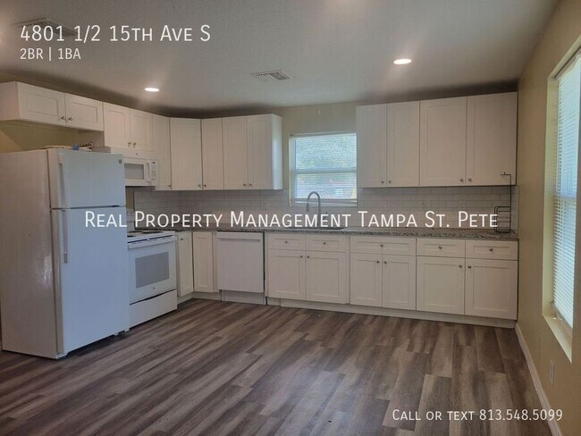 Foto del edificio - 4801 15th Ave S