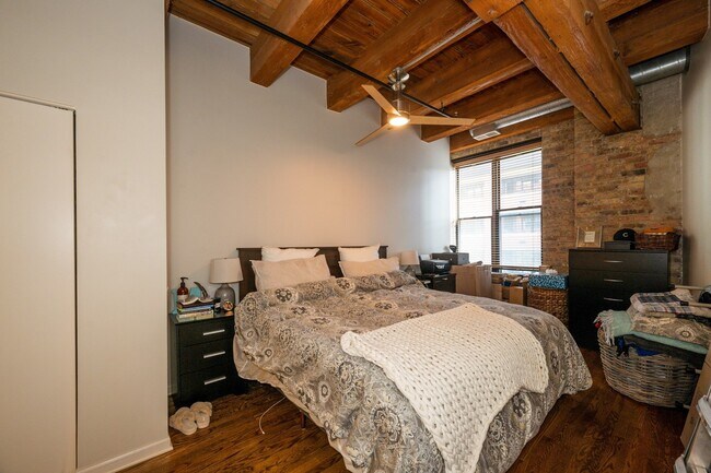 Foto del edificio - 520 W Huron St