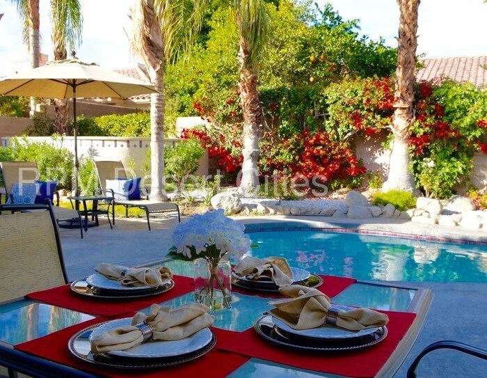 Foto principal - 3 Bedroom Pool Home in Whitehawk
