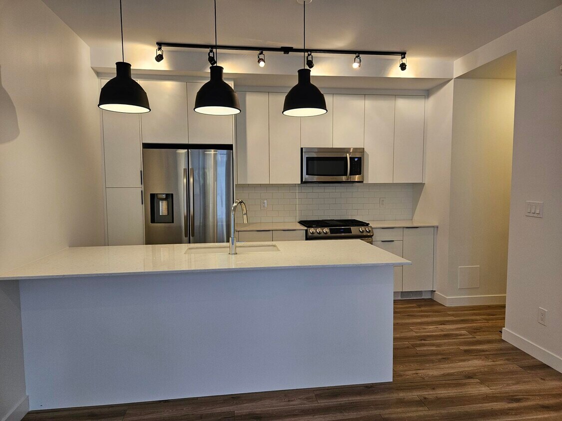 Photo principale - 2502 16A St SW