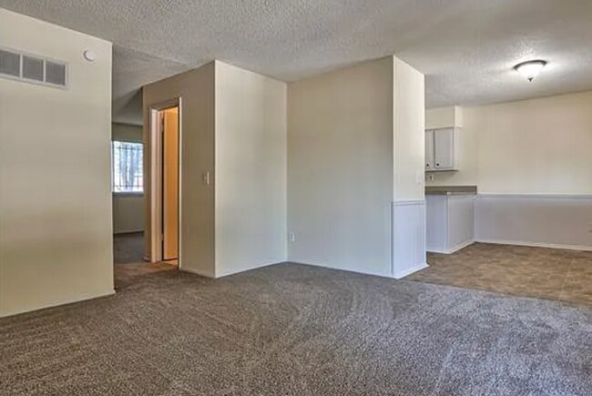 Foto del edificio - Beautiful Townhome for Rent!