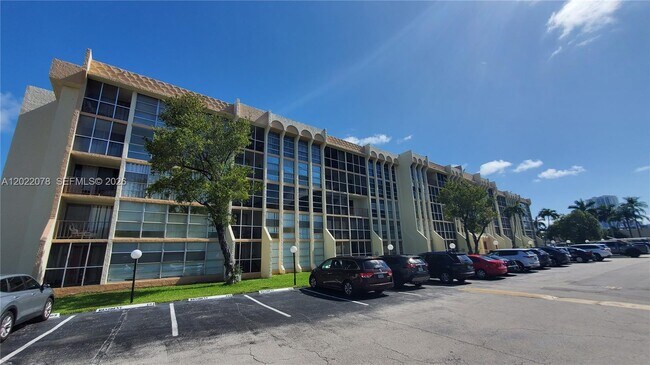 Foto del edificio - 801 Three Islands Boulevard