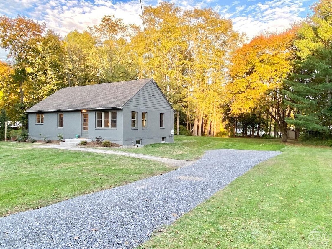 Primary Photo - 36 Farview Ave