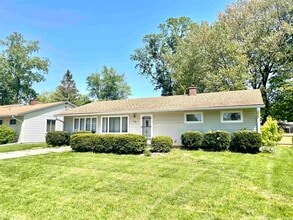 Building Photo - 110 N Tyrone Dr