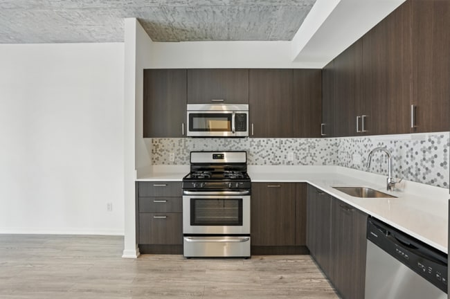 Photo - 1422 S Indiana Ave Apartment