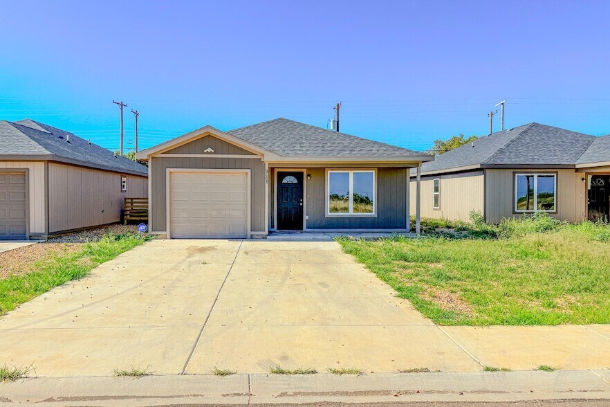 Primary Photo - 3108 E Cornell St