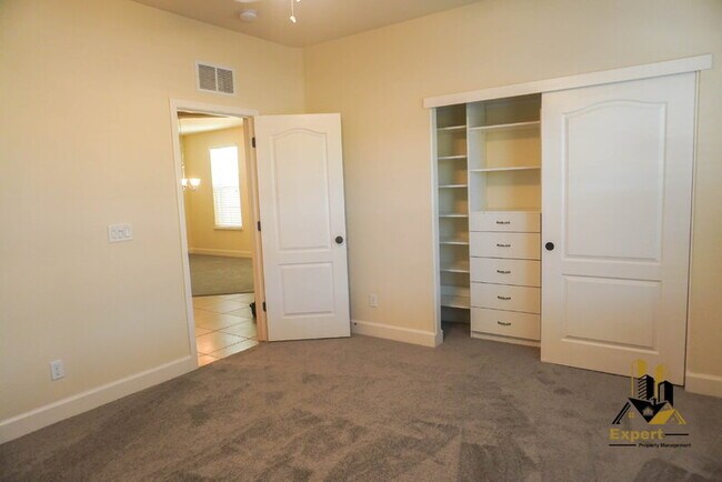 Foto del edificio - 2297 Big Creek Way