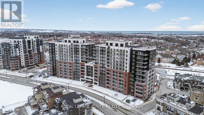 Photo du bâtiment - 51 Clarington Blvd