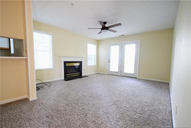 Building Photo - 224 Waterdown Dr