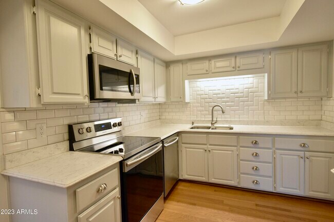 Foto del edificio - 5122 N 31st Way