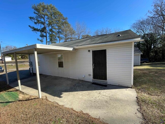 Building Photo - 1235 Boone St
