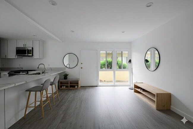 Foto del edificio - 337 Rexford Dr