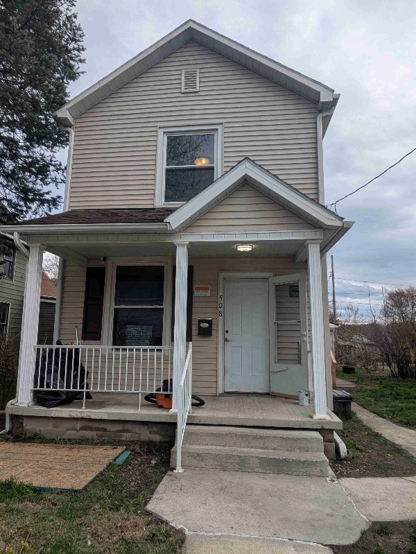 Building Photo - 508 Waldo St