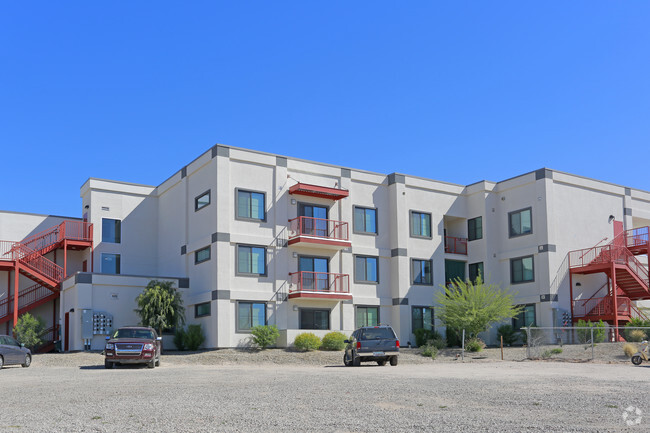 Exterior - 7th Avenue Commons