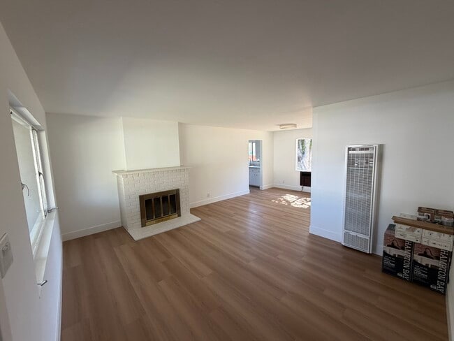 Building Photo - 315 Hamilton Dr