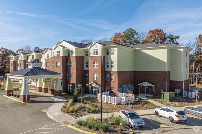 Building Photo - Grande Oak - A 55+ community!