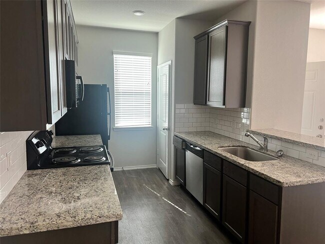 Building Photo - 26471 Joy Village Dr