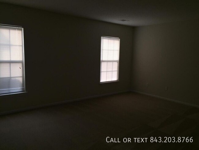 Building Photo - 4015 Broken Arrow Dr