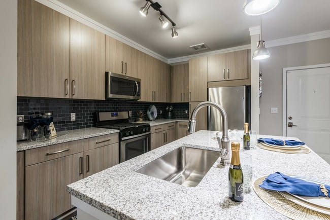 Building Photo - SYNC at Jonquil