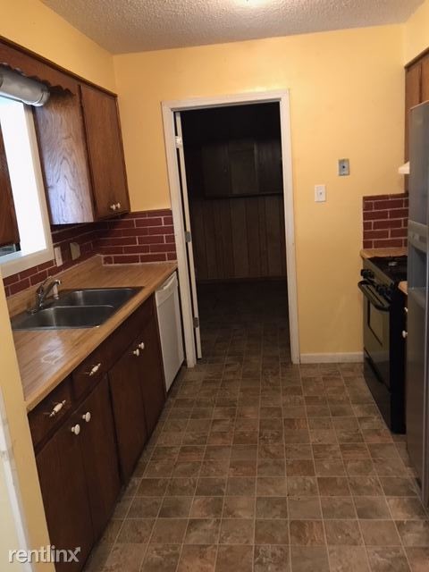 Building Photo - 3 br, 1.5 bath House - 4811 San Antone Dr