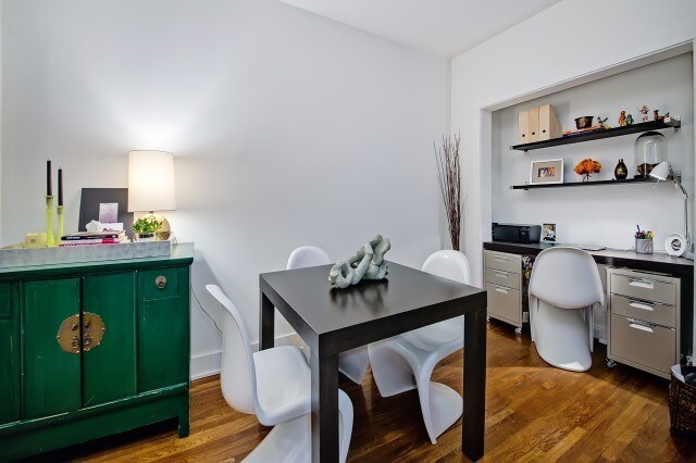Foto del edificio - 529 W Brompton Ave