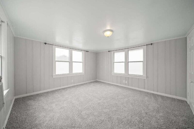 Building Photo - 1343 S Florence Pl