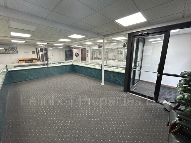 Photo - 692 Middlesex St Apartment