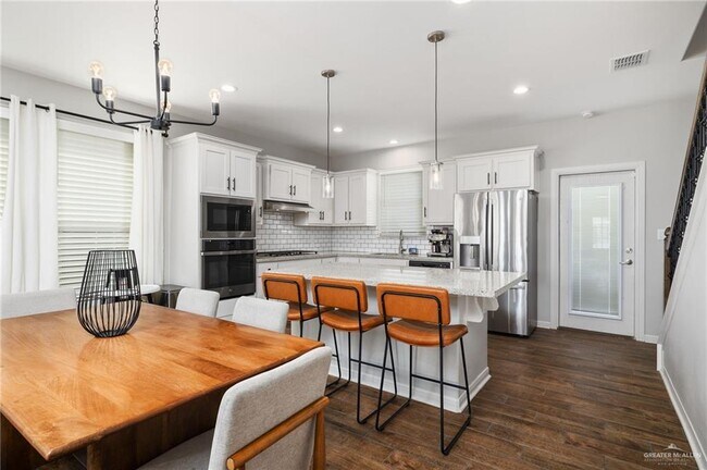 Foto del edificio - 16 Chalk Rdg Dr