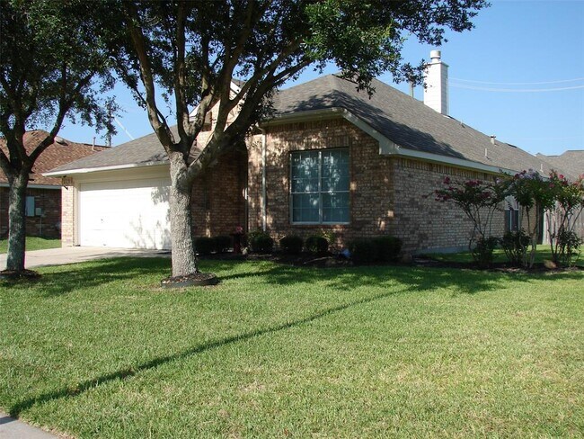 Foto del edificio - 8302 Coleus Ln