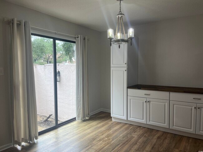 Building Photo - 101 Mayrant Bluff Rd