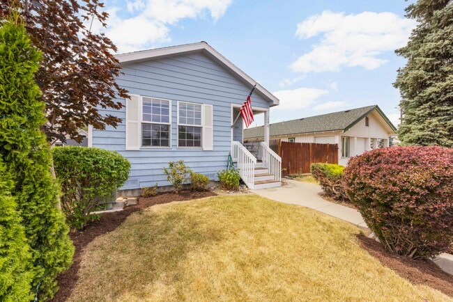 Foto del edificio - 244 N Emerson Ave