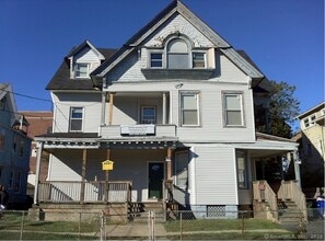 Building Photo - 1071 Iranistan Ave