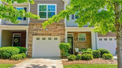 Building Photo - 2752 Sawbridge Ln